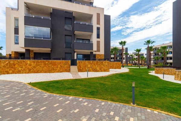 Piso en calle Lagos de Covadonga, 6