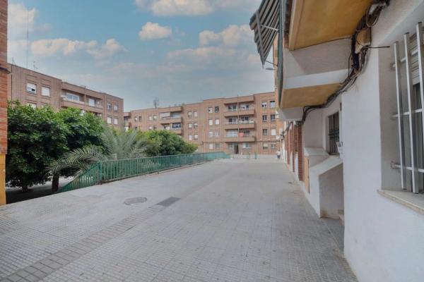 Piso en calle Comparsas