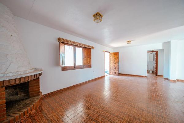 Casa independiente en calle de las Margaritas