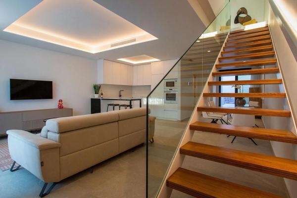 Chalet pareado en calle Caleta