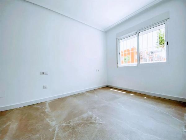 Piso en calle Madre de Dios Mojón