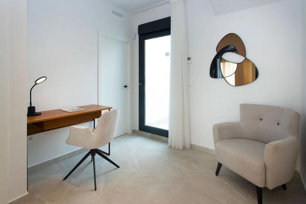 Chalet adosado en calle Caleta, 2