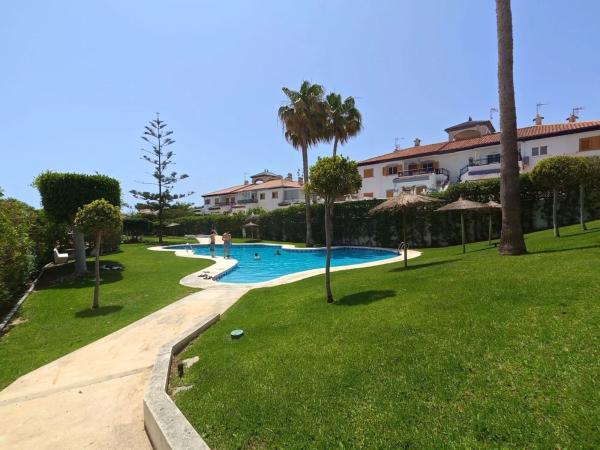 Casa independiente en avenida Río Llobregat, 44