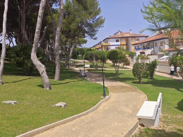 Casa independiente en avenida Río Llobregat, 44