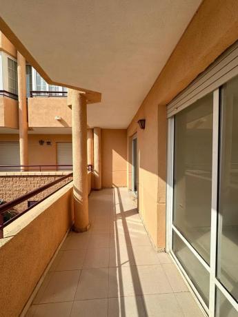 Piso en calle Alcarria, 6