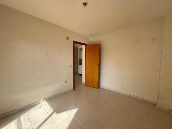Piso en calle Alcarria, 6
