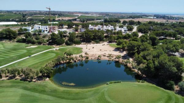 Casa independiente en calle Jose Maria Canizares