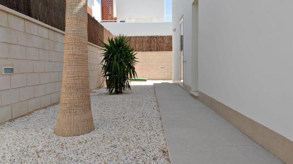 Casa independiente en calle Comunidad Castellano-Mancheg