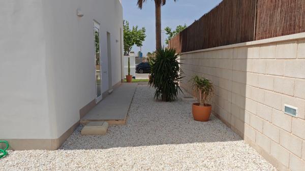 Casa independiente en calle Comunidad Castellano-Mancheg