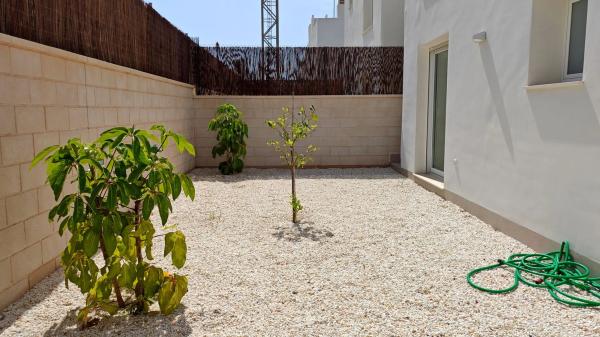 Casa independiente en calle Comunidad Castellano-Mancheg