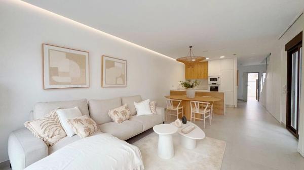 Casa independiente en calle Río Genil m P, 19