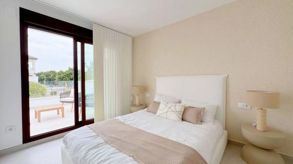 Casa independiente en calle Río Genil m P, 19