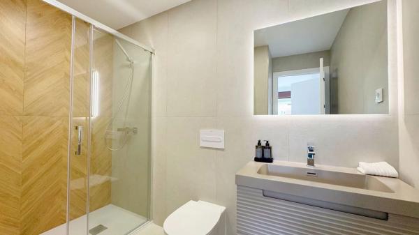 Casa independiente en calle Río Genil m P, 19