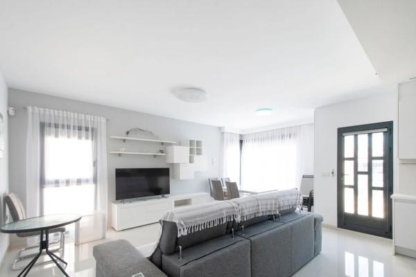 Ático en calle Veleta, 81