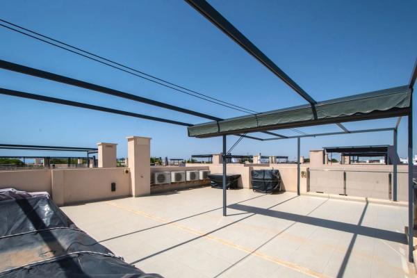 Ático en calle Veleta, 81