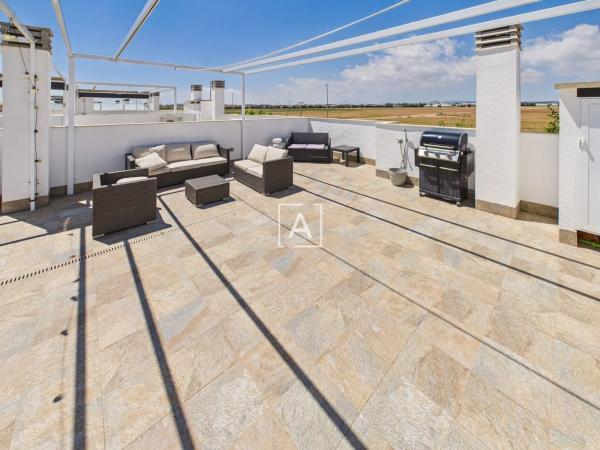 Ático en calle Comunidad Andaluza, 12