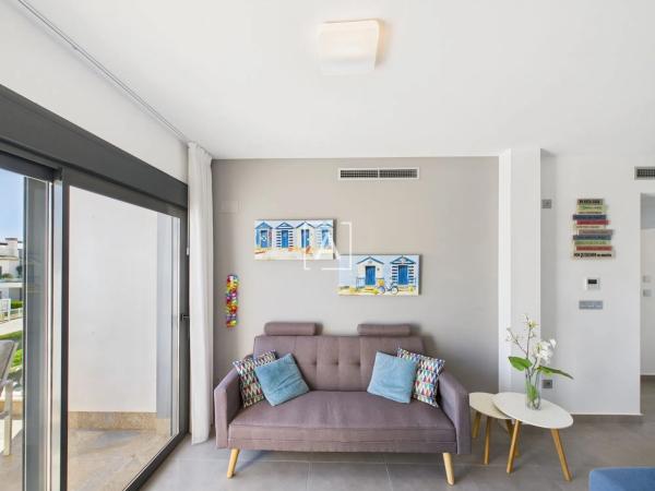 Ático en calle Comunidad Andaluza, 12