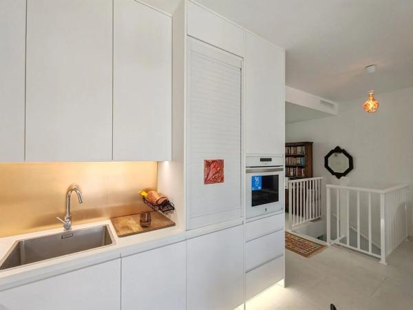 Chalet adosado en Residencial Oasis