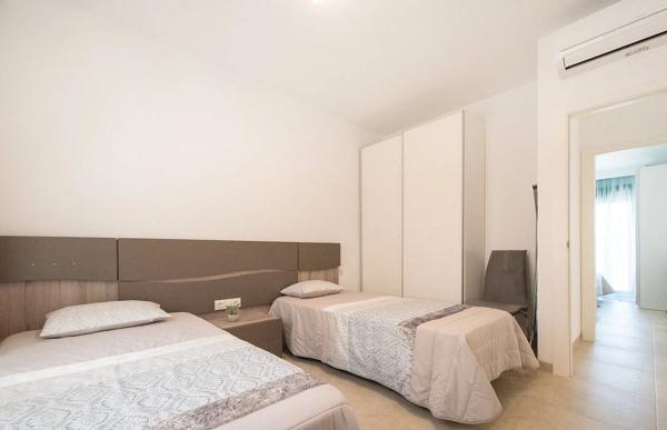 Ático en calle Veleta, 81