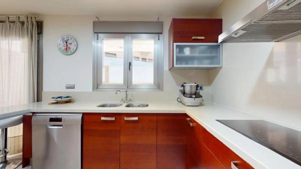 Chalet adosado en avenida de los Segundas