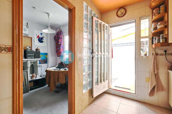 Chalet adosado en calle Remo