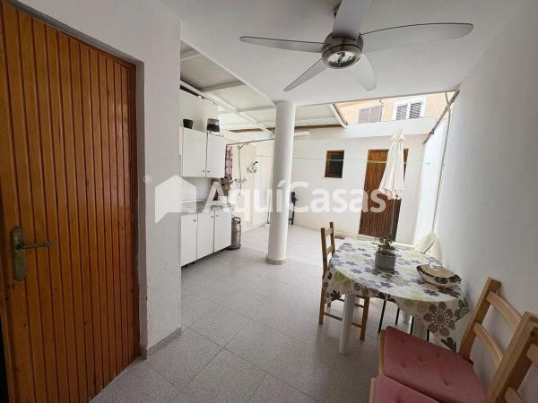 Chalet adosado en calle Carabela, 47