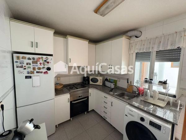 Chalet adosado en calle Carabela, 47