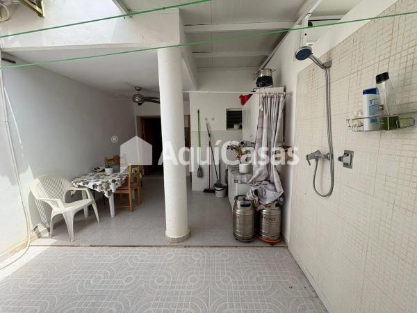 Chalet adosado en calle Carabela, 47