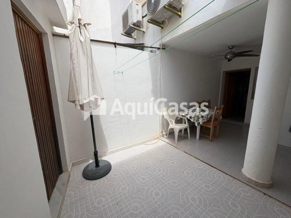 Chalet adosado en calle Carabela, 47