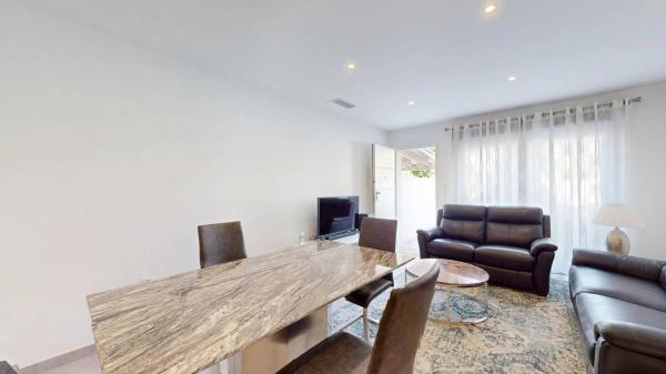 Chalet adosado en calle Cruz del Sur