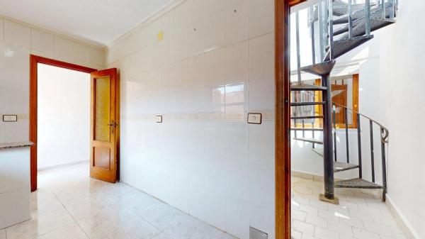 Piso en avenida Sánchez Lozano