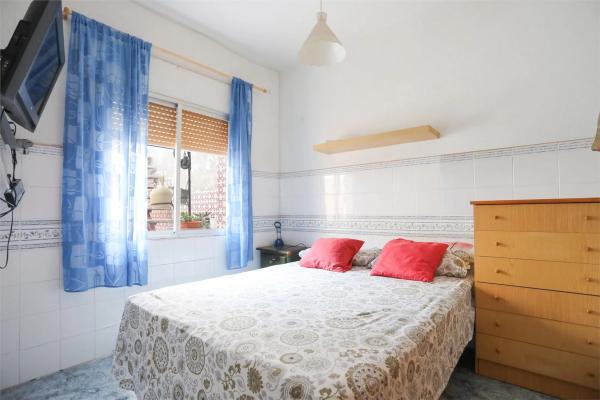 Chalet adosado en calle Carabela