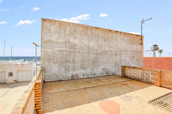 Chalet adosado en calle Carabela