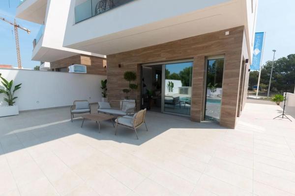 Casa independiente en Cv-925, 29