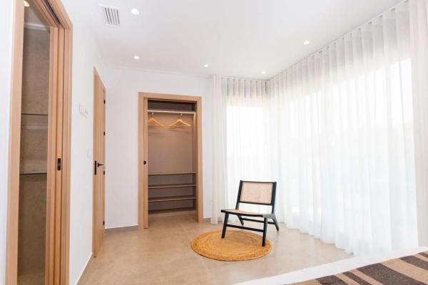 Casa independiente en Cv-925, 29