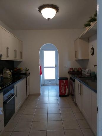 Casa independiente en avenida Pino del p C, 123