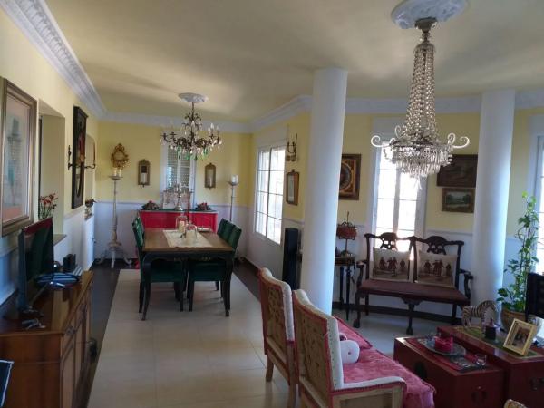 Casa independiente en avenida Pino del p C, 123