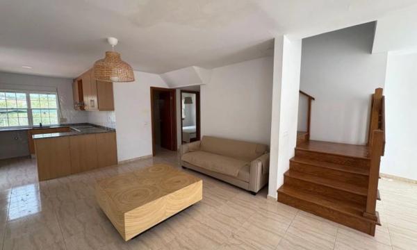 Chalet en Zona Pueblo