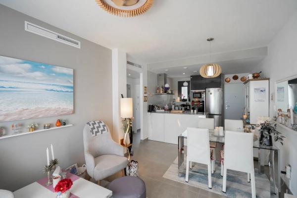 Piso en calle Comunidad Andaluza