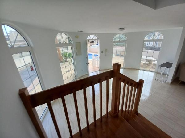 Casa independiente en calle Orégano, 15