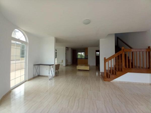 Casa independiente en calle Orégano, 15