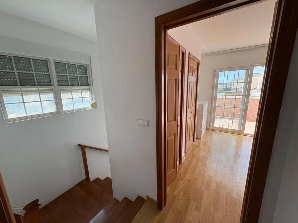 Casa independiente en calle Orégano, 15