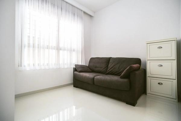 Piso en calle Florencia, 12