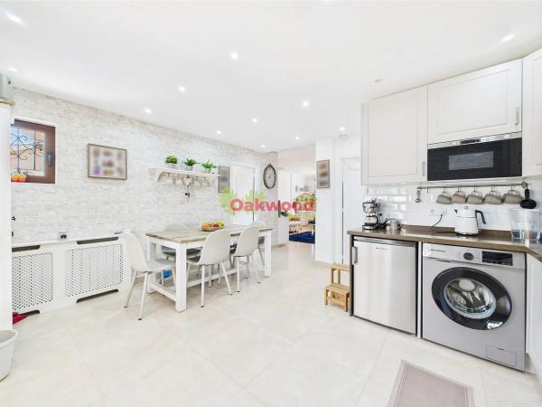 Chalet en avenida de las Especias