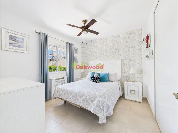 Chalet en avenida de las Especias