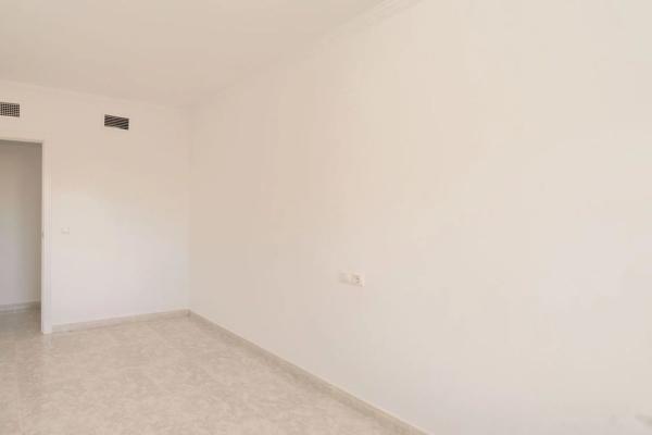 Piso en calle Comunidad Europea