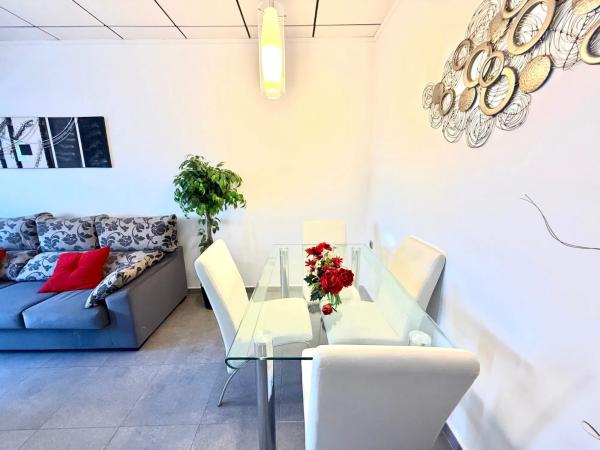 Chalet pareado en calle Cgo Carlos Irle