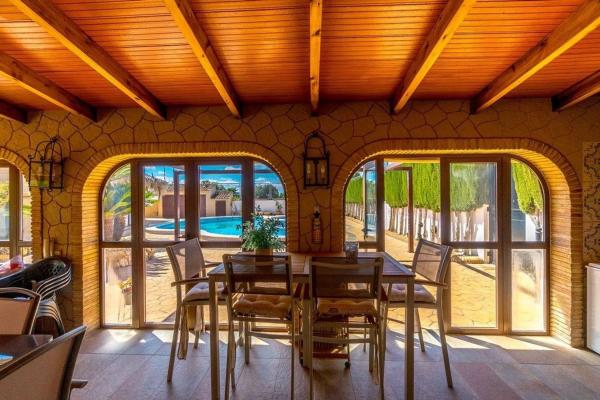 Casa independiente en calle Manuel Mateo Candel