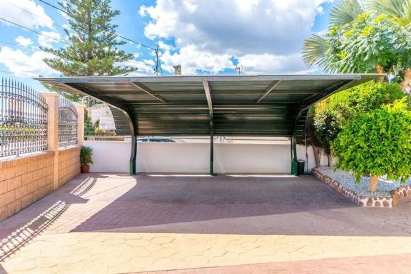 Casa independiente en calle Manuel Mateo Candel