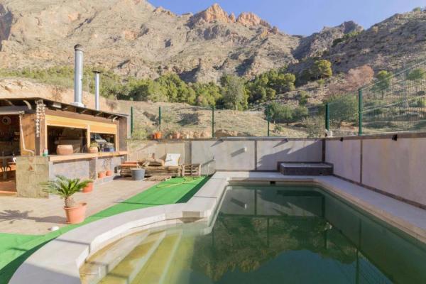 Casa independiente en calle Francisco Peñalver Arróniz